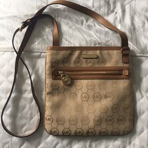 Michael Kors Crossbody Bag
